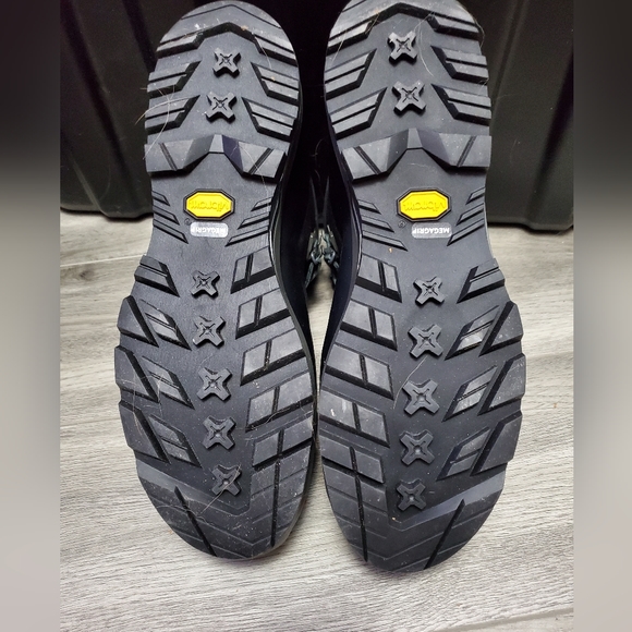 NEW ARCTERYX men's size 13 ACRUX TR GTX boots - Picture 6 of 11